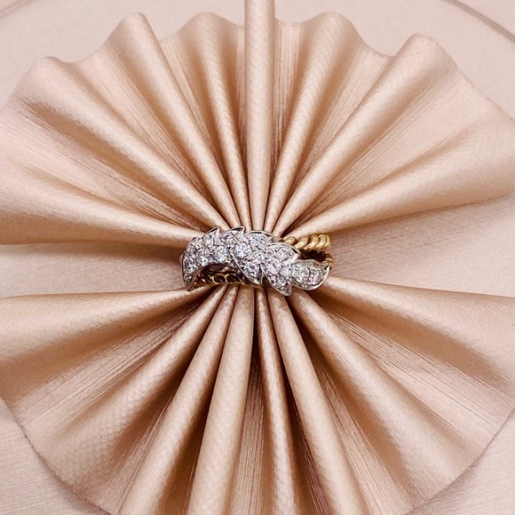 EUC Vintage 14k Gold .50 ct. Diamond Cluster Floral Leaf Cocktail Ring - Picture 8 of 17